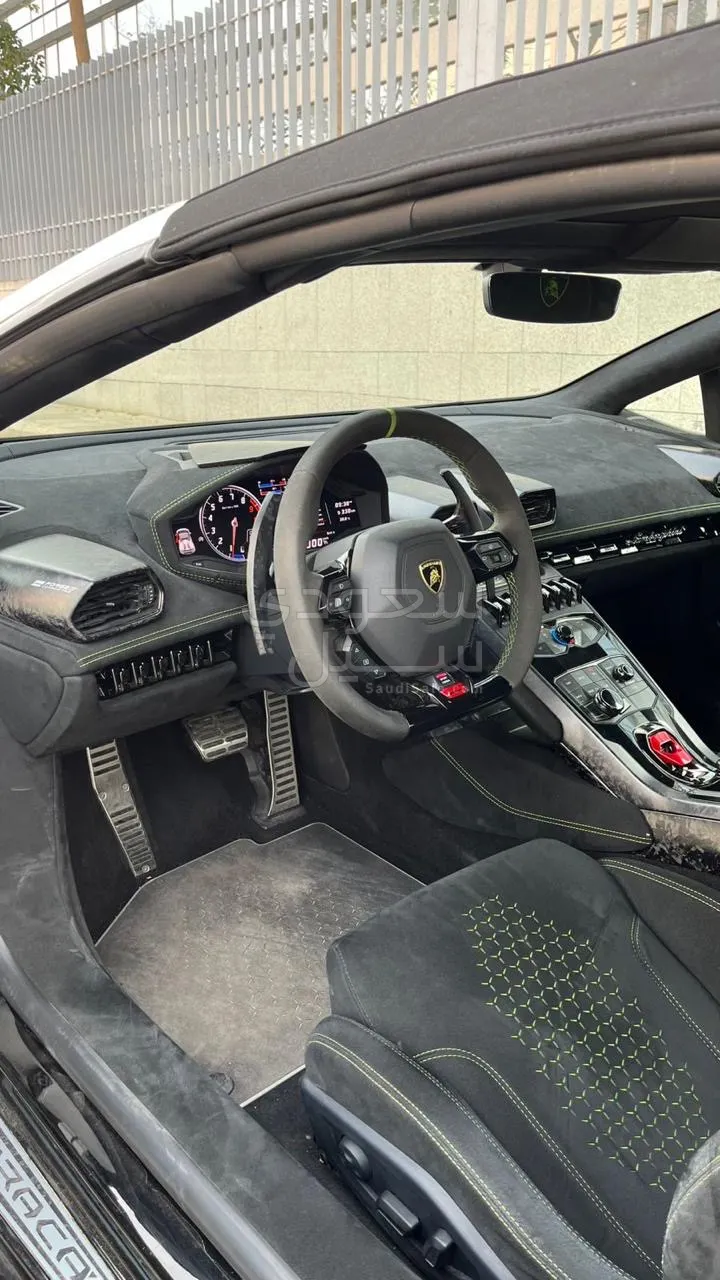 2018 لمبرجيني هوراكان بيرفورمانت