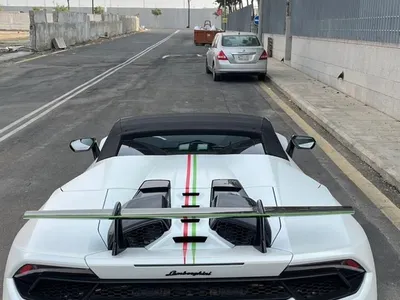 2018 لمبرجيني هوراكان بيرفورمانت