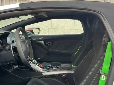 2018 لمبرجيني هوراكان بيرفورمانت