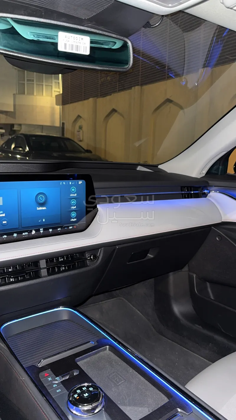 2025 فورد توروس تايتينيوم