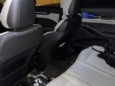 2025 فورد توروس تايتينيوم