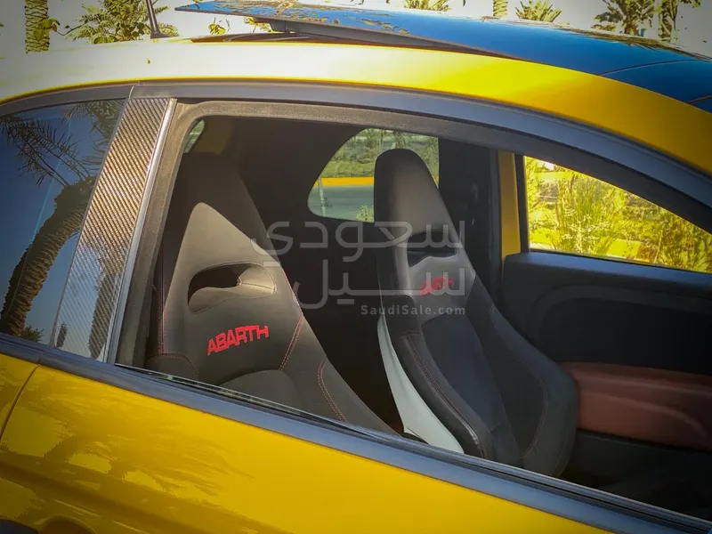 2020 فيات ابارث 595 كومبيتزيون