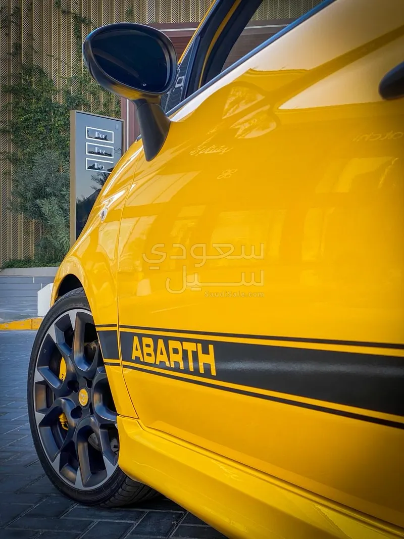 2020 فيات ابارث 595 كومبيتزيون