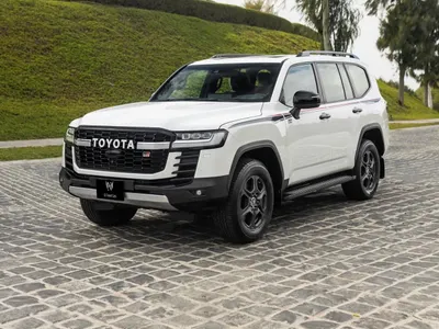 2023 تويوتا لاند كروزر جي ار سبورت