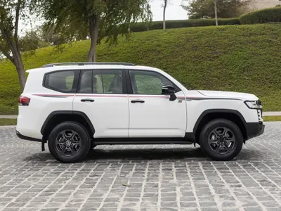 2023 تويوتا لاند كروزر جي ار سبورت