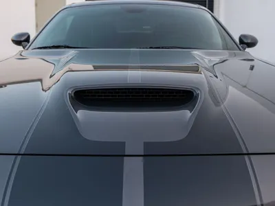 2015 دودج تشالنجر اس ار تي 8