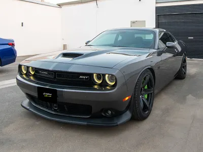 2015 دودج تشالنجر اس ار تي 8