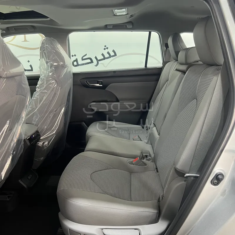 2025 تويوتا هايلاندر