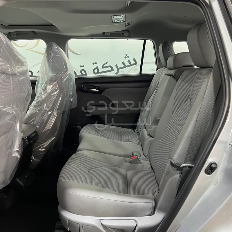 2025 تويوتا هايلاندر