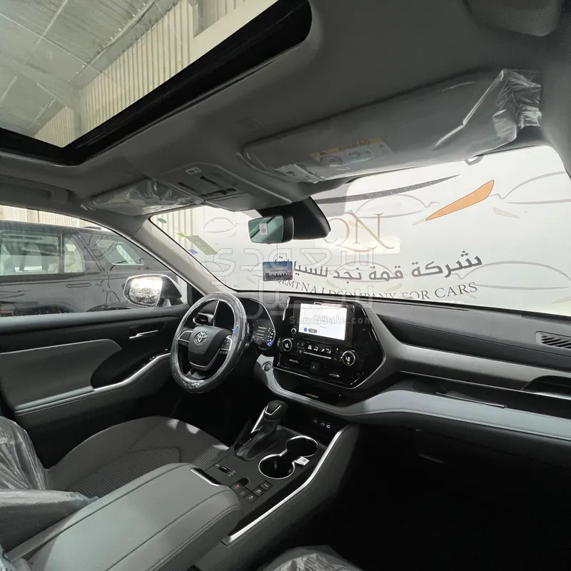 2025 تويوتا هايلاندر