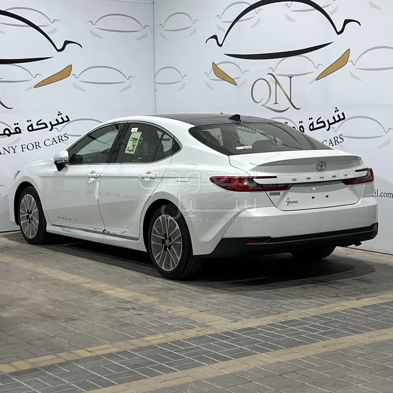 2025 تويوتا كامري غراندي