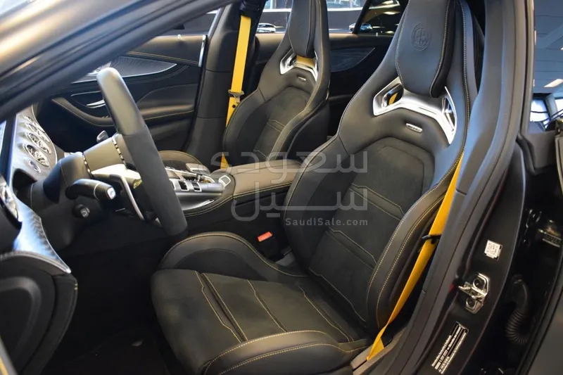 2024 مرسيدس - بنز جي تي 63إس