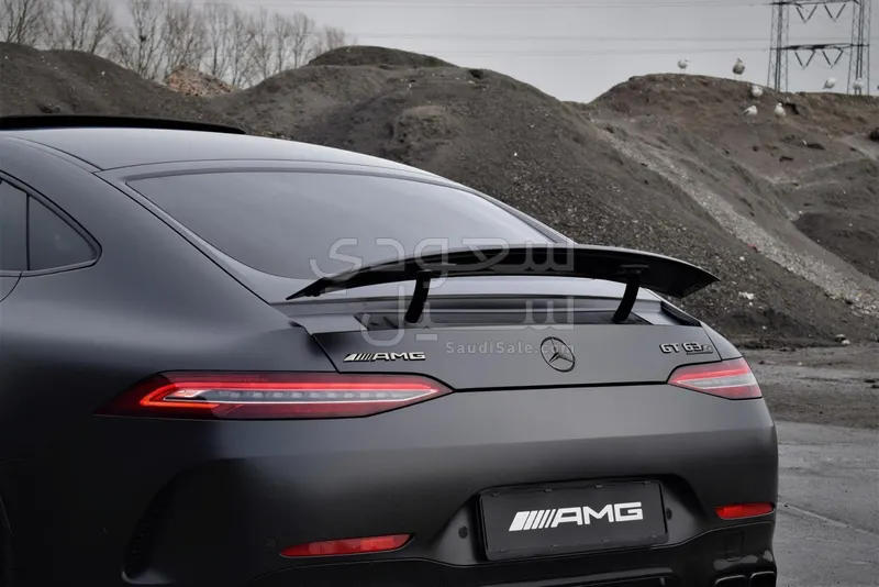 2024 مرسيدس - بنز جي تي 63إس