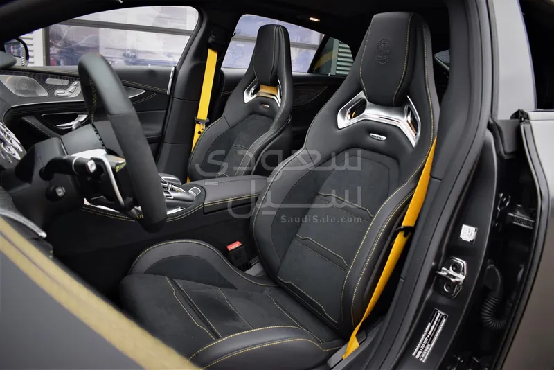 2024 مرسيدس - بنز جي تي 63إس