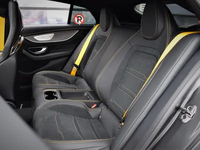 2024 مرسيدس - بنز جي تي 63إس