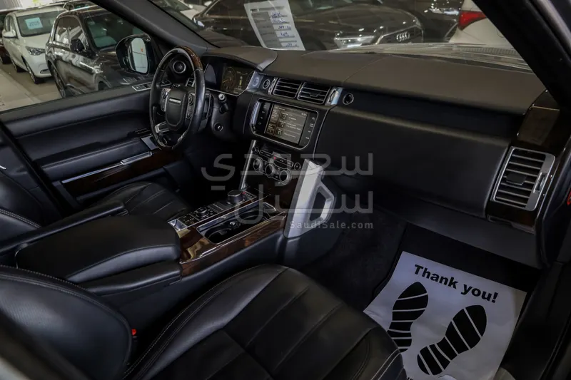 2015 لاند روفر رينج روفر سوبر تشارج