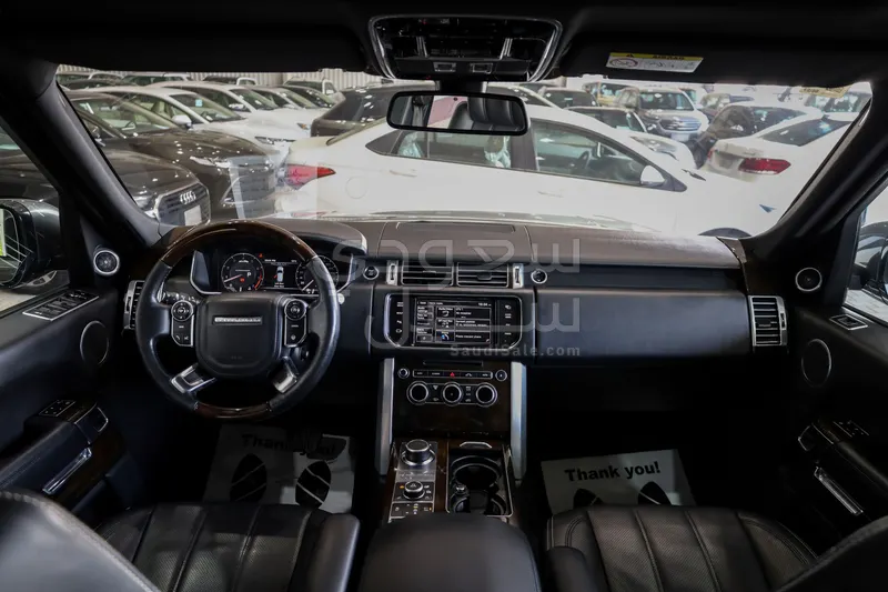 2015 لاند روفر رينج روفر سوبر تشارج