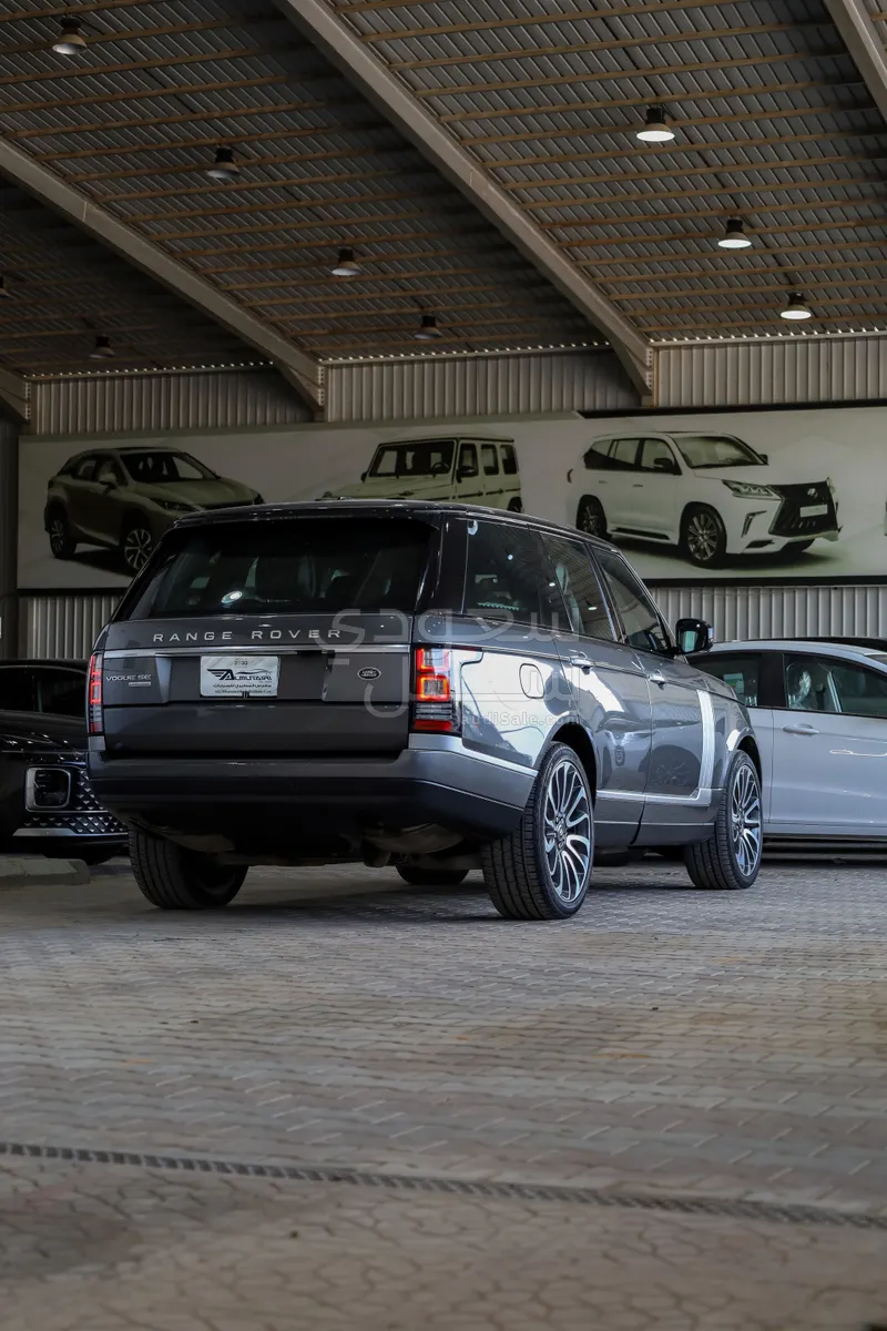 2015 لاند روفر رينج روفر سوبر تشارج