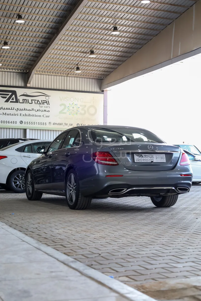 2019 مرسيدس - بنز إي 200