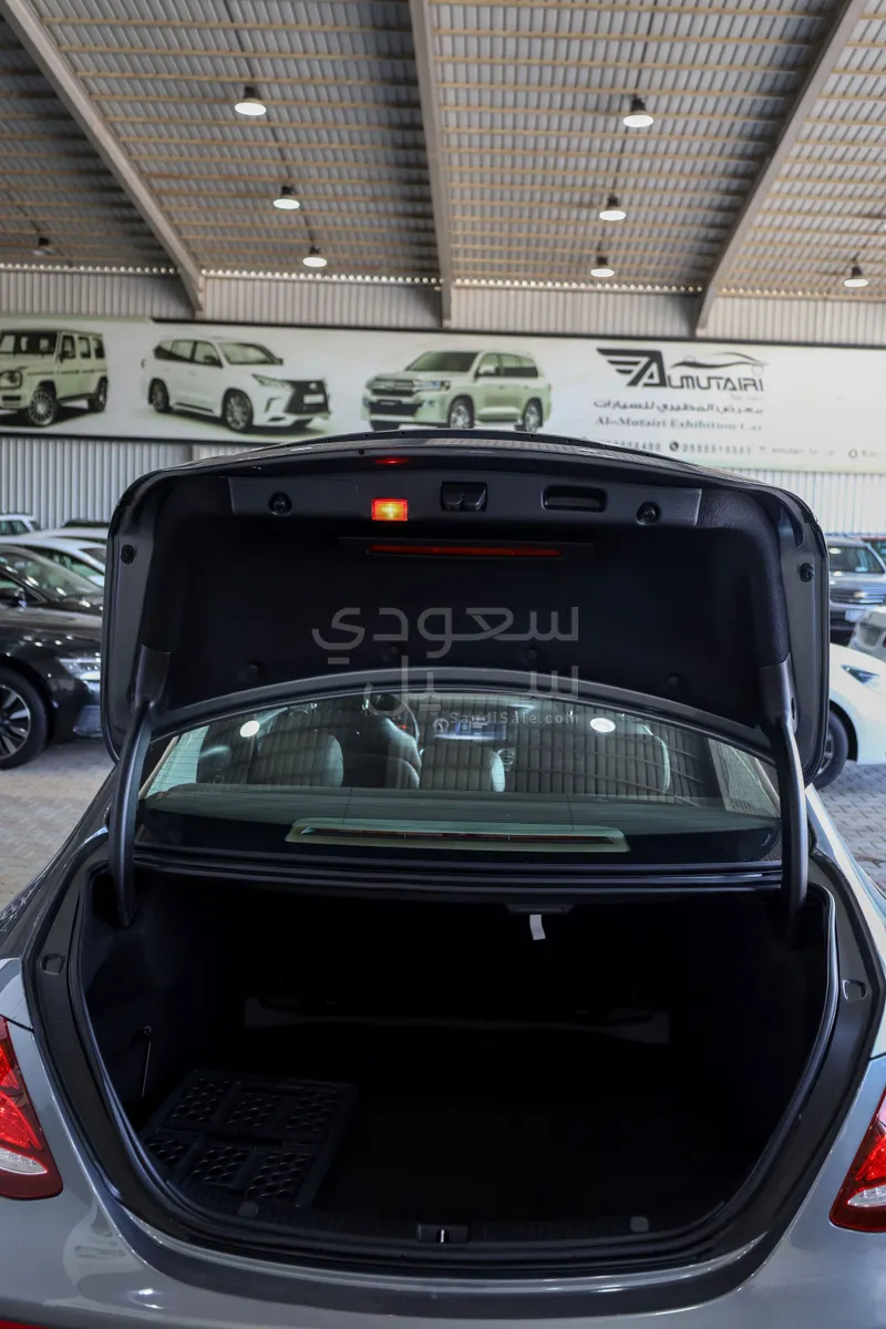 2019 مرسيدس - بنز إي 200