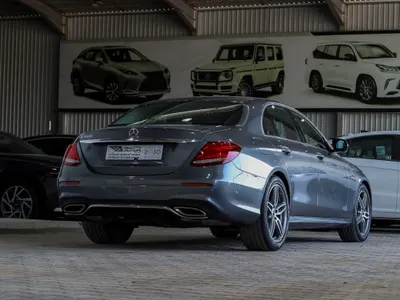 2019 مرسيدس - بنز إي 200