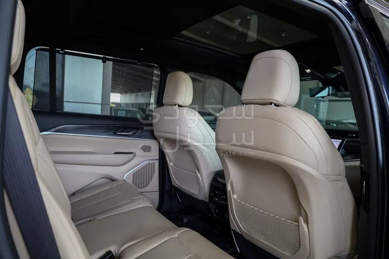 2023 جييب جراند شيروكي ليميتد