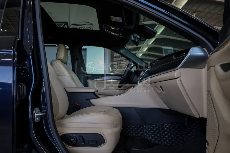 2023 جييب جراند شيروكي ليميتد