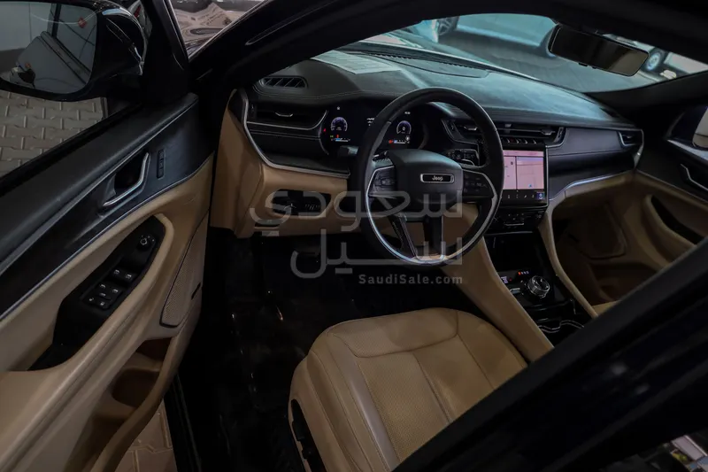 2023 جييب جراند شيروكي ليميتد