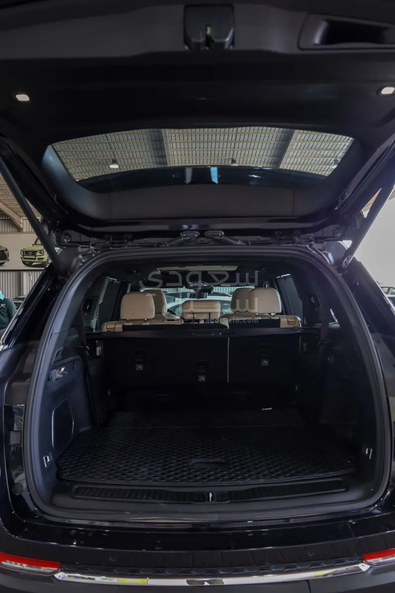 2023 جييب جراند شيروكي ليميتد