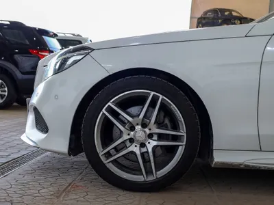 2016 مرسيدس - بنز إي 300