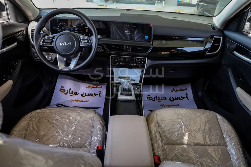 2025 كيا سيلتوس