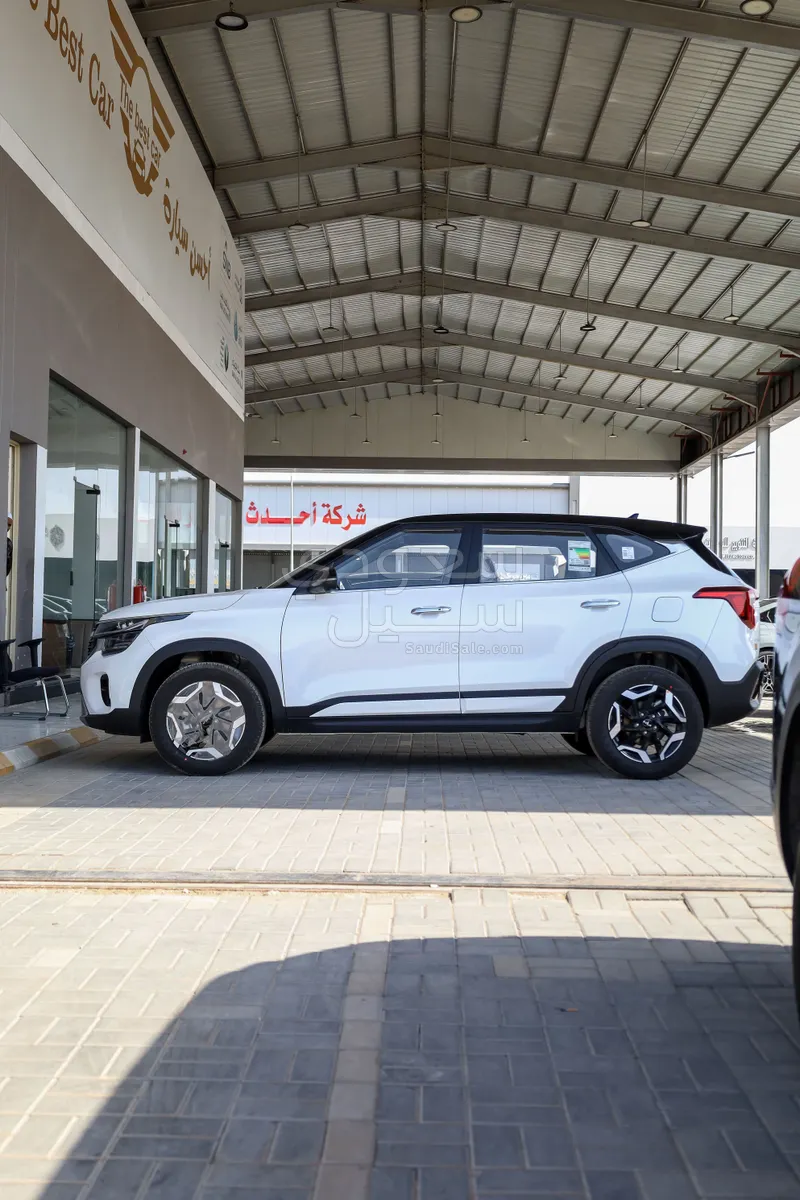 2025 كيا سيلتوس