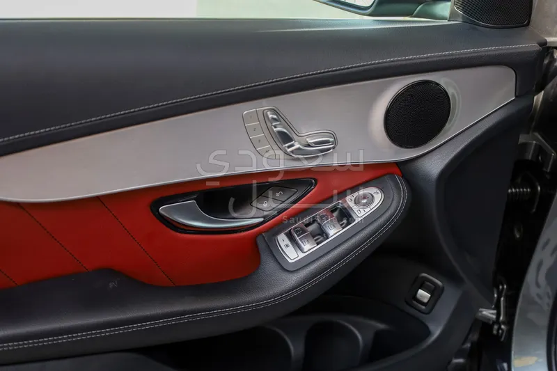 2020 مرسيدس - بنز جي إل سي 200 كوب