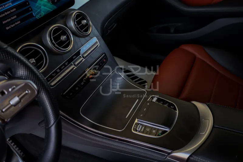 2020 مرسيدس - بنز جي إل سي 200 كوب