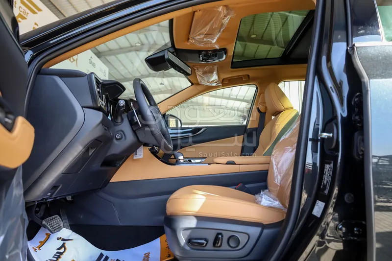 2026 لكزس إن إكس 350