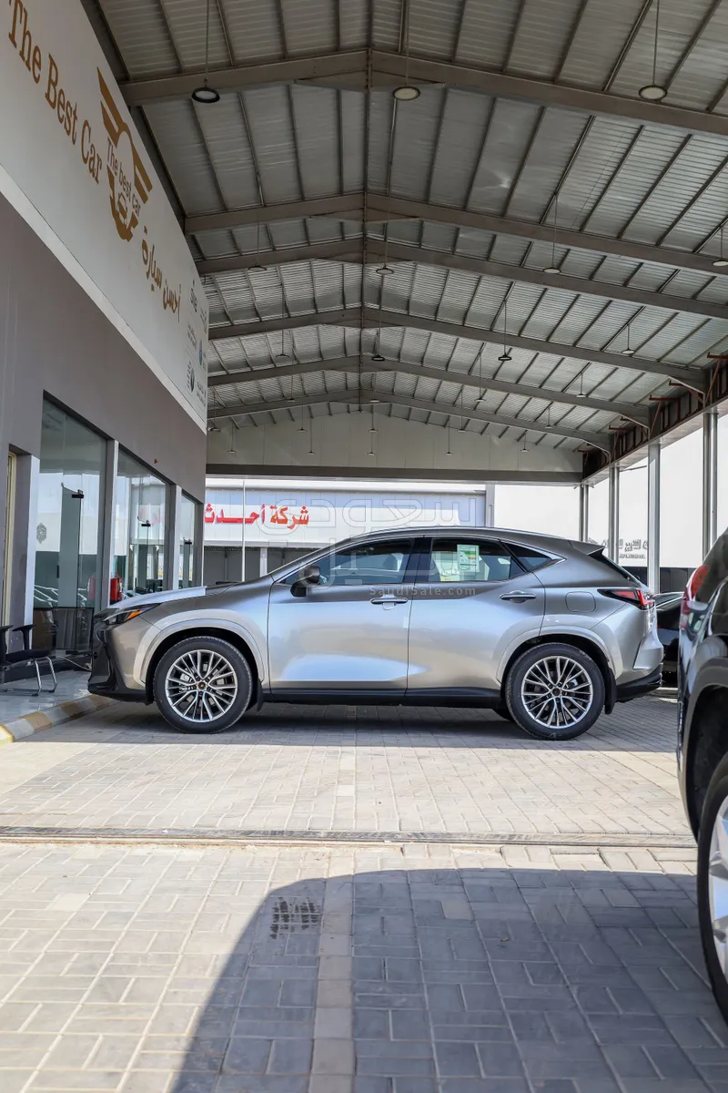 2026 لكزس إن إكس 350