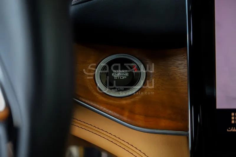 2023 جييب جراند شيروكي ساميت