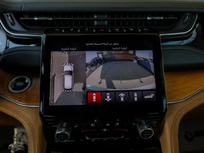 2023 جييب جراند شيروكي ساميت