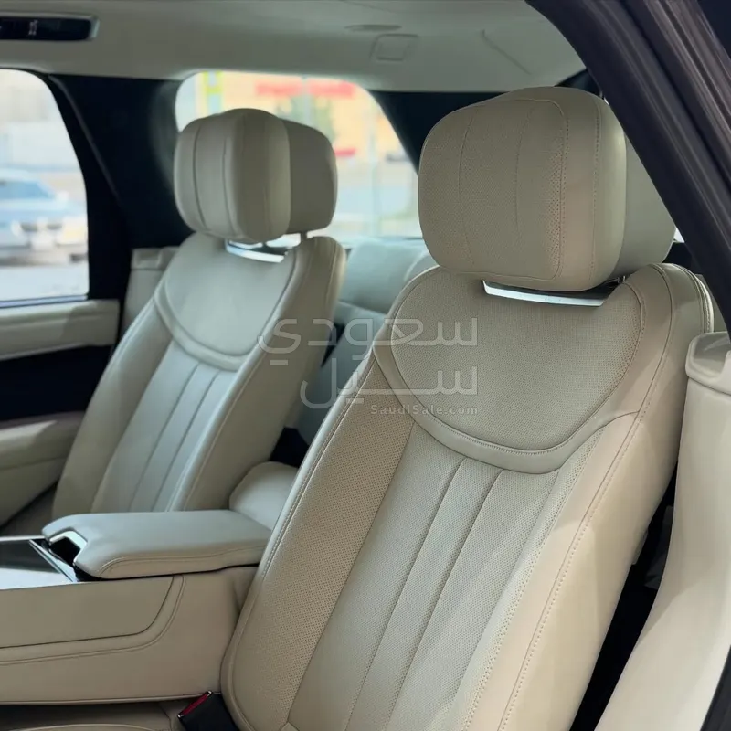 2022 Land Rover Range Rover First Edition