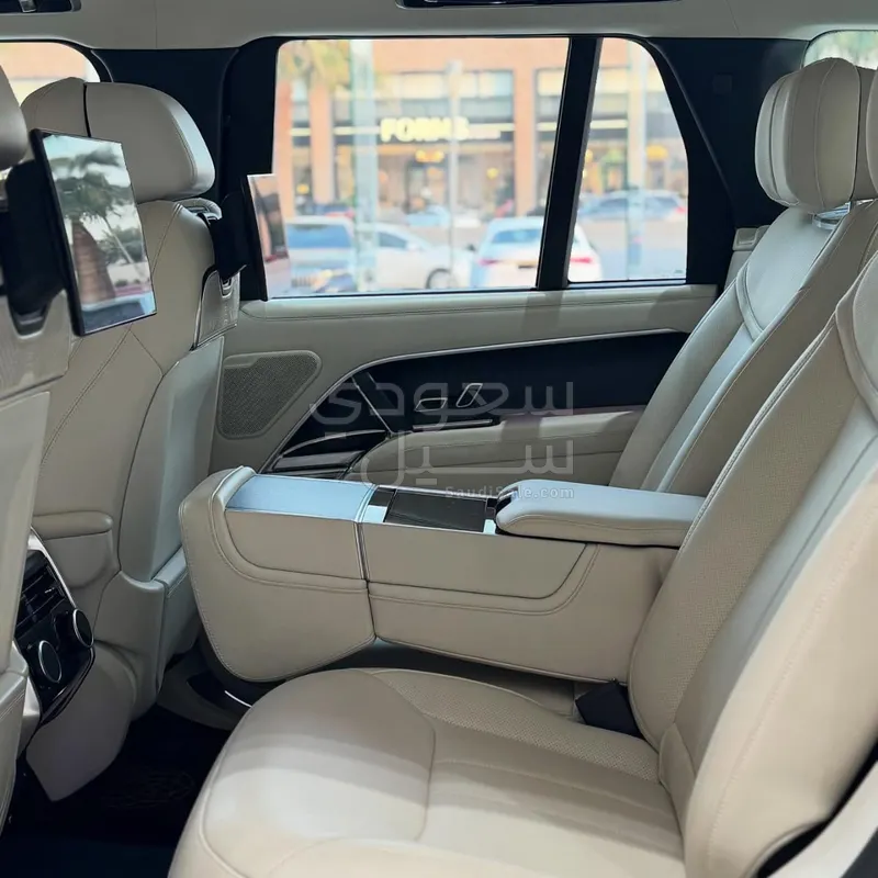 2022 Land Rover Range Rover First Edition