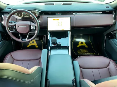 2025 Land Rover Range Rover Sport SE