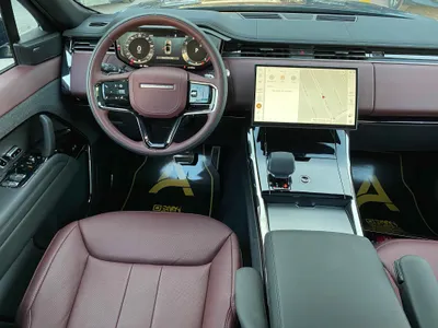 2025 لاند روفر رينج روفر سبورت اس اي