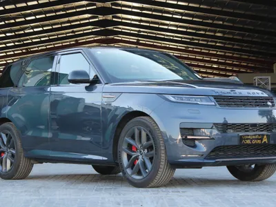 2025 لاند روفر رينج روفر سبورت اس اي