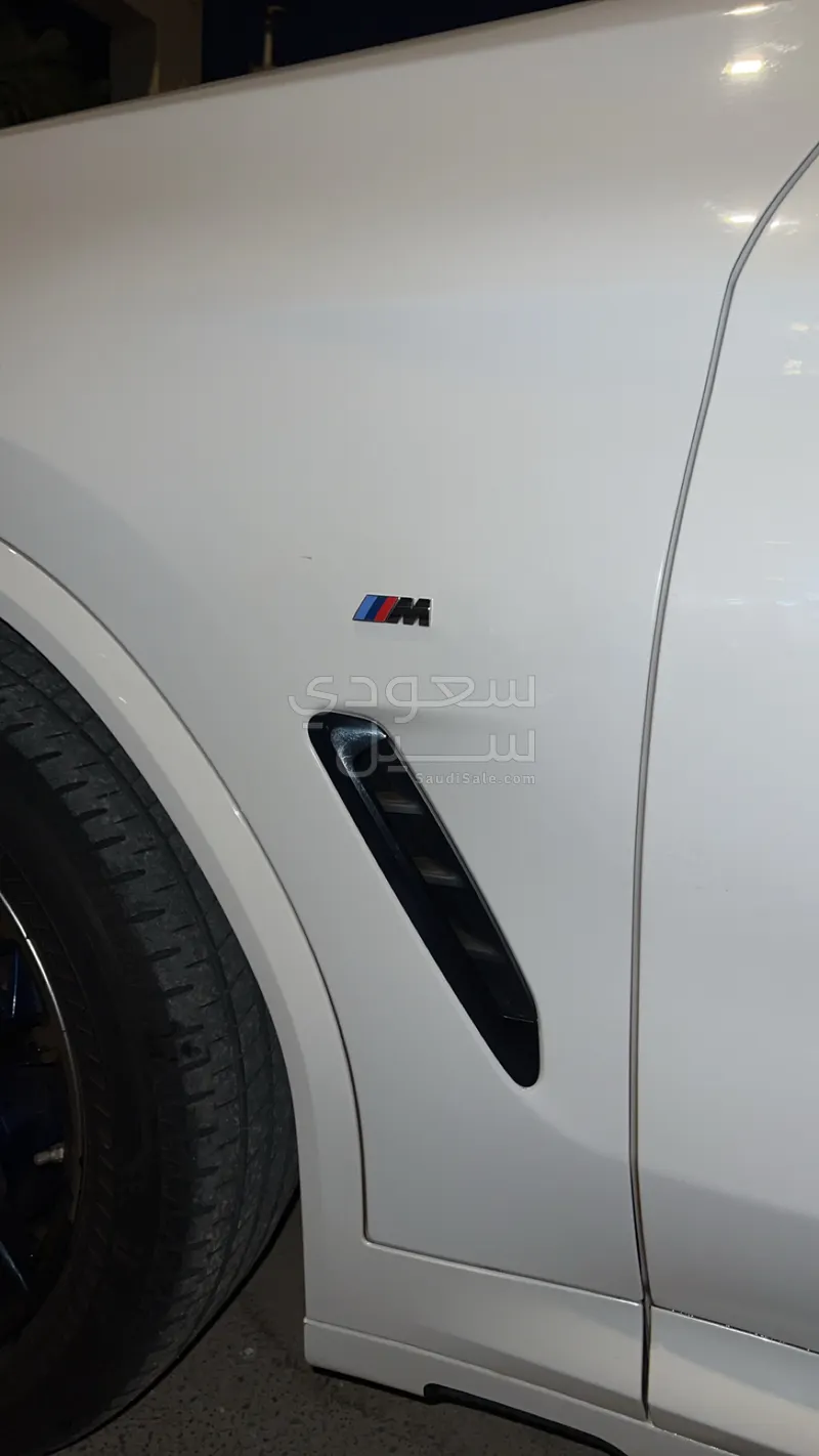 2020 بي ام دبليو الفئة اكس 4