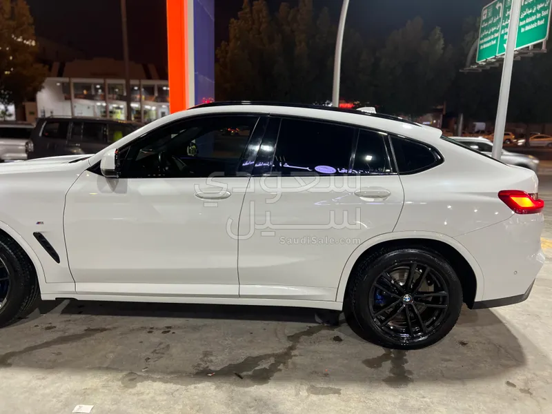 2020 بي ام دبليو الفئة اكس 4