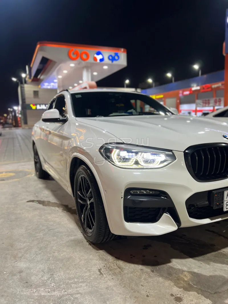 2020 بي ام دبليو الفئة اكس 4