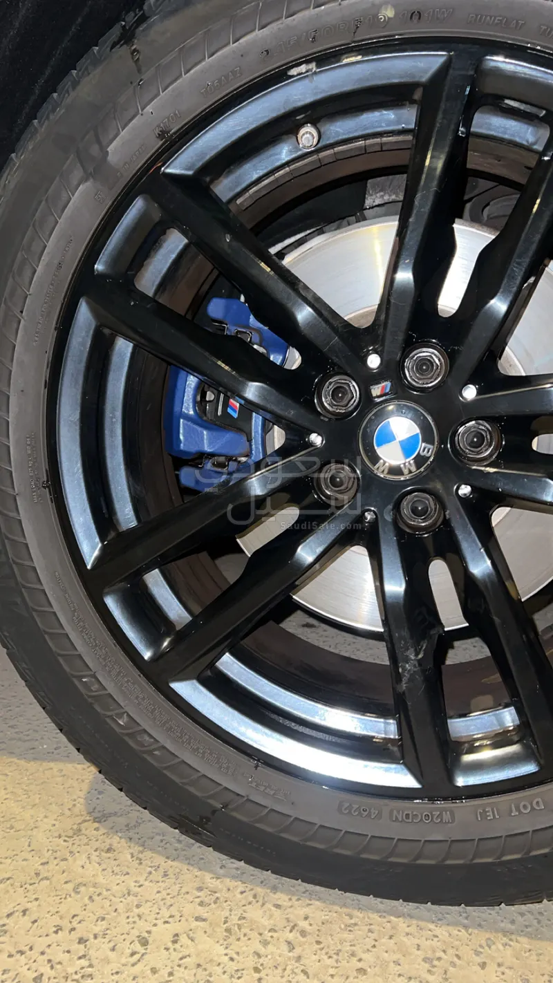 2020 بي ام دبليو الفئة اكس 4