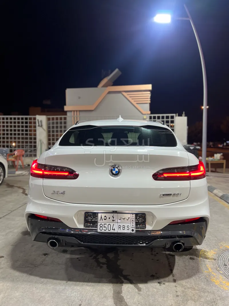 2020 بي ام دبليو الفئة اكس 4