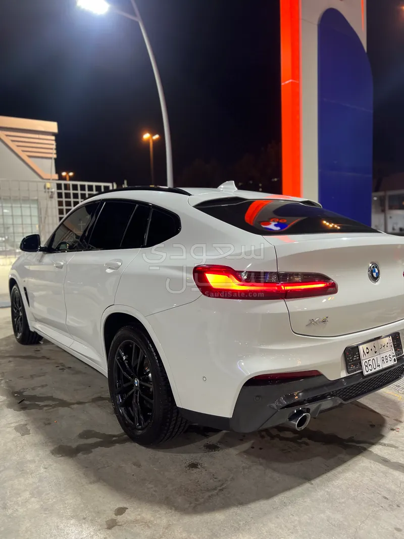 2020 بي ام دبليو الفئة اكس 4