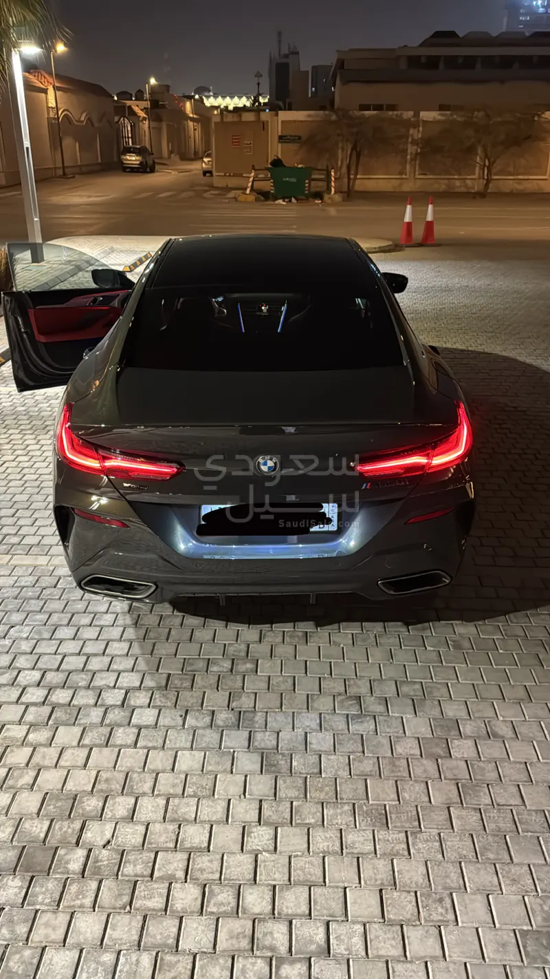 2021 بي ام دبليو الفئة الثامنة إم 850 أي